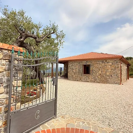 Il Vecchio Carrubo Agroturismo Castellammare di Velia