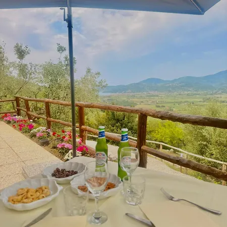 Il Vecchio Carrubo Κατάλυμα σε φάρμα *